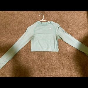 GYMSHARK long-sleeved crop top